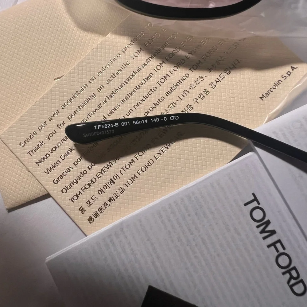 Tom Ford Black Filtering Acetate Cat-Eye Glasses - Picture 5 of 14